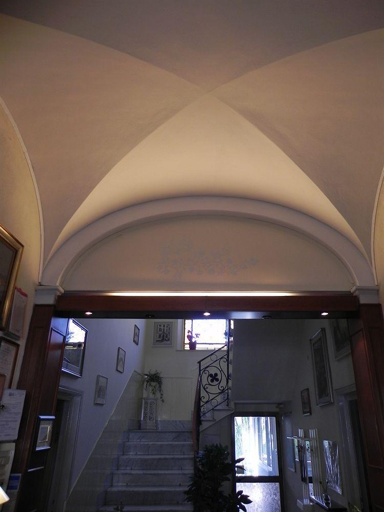 Hotel Ondina Виареджо Екстериор снимка