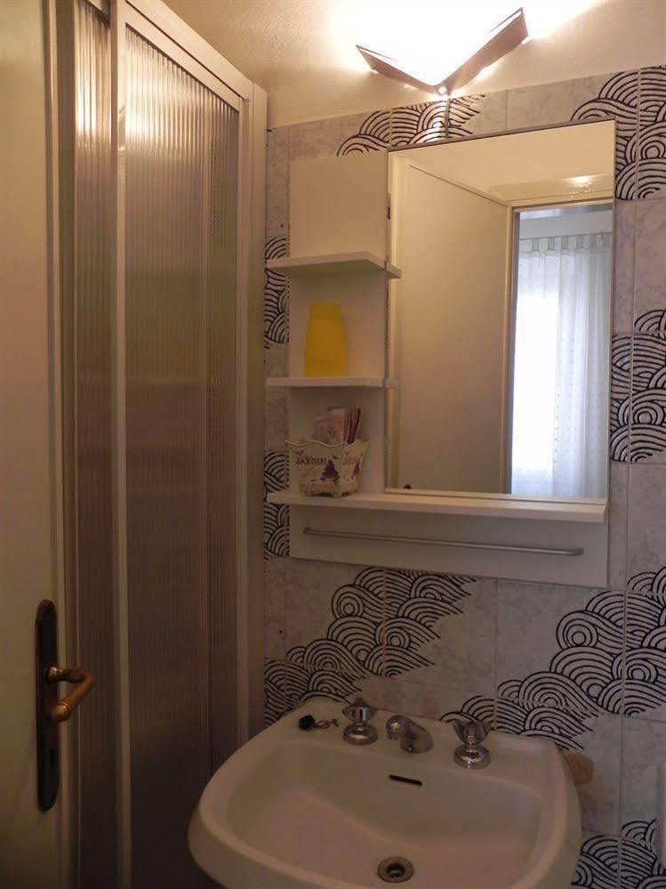 Hotel Ondina Виареджо Екстериор снимка